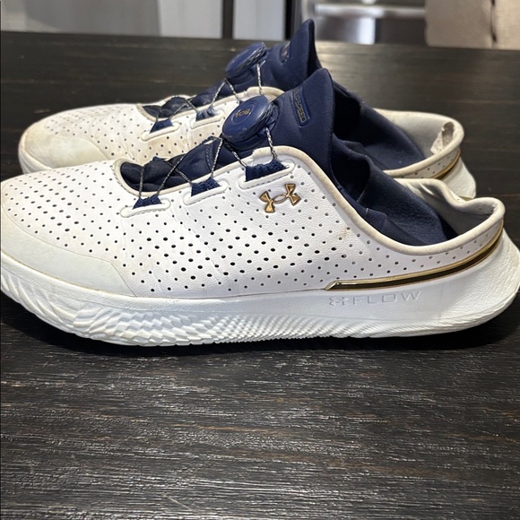 White and Navy Athletic Shoes Under Armour - Picture 2 of 5